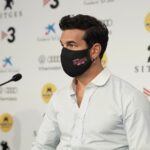 Mario Casas Instagram - Gracias siempre @sitgesfestival 16 de octubre estreno en cines, #NoMatarás @davidvictori @milenasmitm @_fernandovaldivielso_ @elisabethlarena @filmaxpresenta - Estilismo @noapict_management