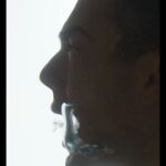 Mario Casas Instagram - Primer trailer de @misoledadtienealas_pelicula Feliz de poder compartir las primeras imágenes con vosotros!!!! 25 de agosto solo en cines. @oscar_casas_ @candelacuore @donfaarid @nostromopictures @warnerbrosspain