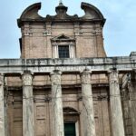 Mario Casas Instagram - Un paseo por Roma… @anantarapalazzonaiadi