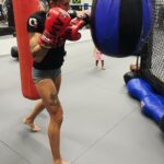 Mariya Agapova Instagram - Моя первая работа - драться. А вторая это самой не драться и никому не давать драться 😂 В таком режиме я уже второй месяц. Без выходных на работе и какой либо спонсорской поддержки. Но я хочу сказать, что я все равно ни остановлюсь. Не важно, поддерживаете вы меня или нет, я все равно буду идти своим путем. Я верю в себя! Я верю, что опять поднимусь и добьюсь успеха, не опускаясь до низостей и зарабатывая на жизнь честным путем. И не важно поддерживают меня или нет. У самурая нет цели. Только путь👊 My first job is to fight. And the second is not to fight and not to let anyone fight 😂 I've been in this mode for two months now. Without days off at work and any sponsorship. But I want to say that I still won't stop. It doesn't matter if you support me or not, I will still go my own way. I believe in myself! I believe that I will rise again and achieve success without sinking to baseness and earning a living in an honest way. It doesn't matter if people support me or not. The samurai has no purpose. Only way👊 #training #work #fighterlife #bouncerlife #fighting Att Sunrise