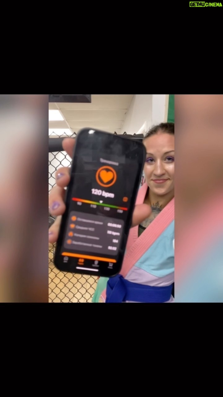 Mariya Agapova Instagram - Приложение уже доступно 😉 The app is available 😉 @fitburn.ai @fitburngermany @moonmenfl @sanabul