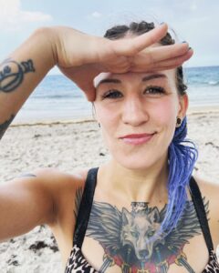 Mariya Agapova Instagram - Фото с пляжа. Всем хороших выходных☀️🌊🌴 Picture from beach . Have a good weekend everyone ☀️🌊🌴 #beach #rest #weekend #ocean Hollywood Beach