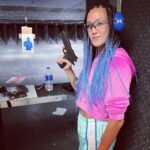 Mariya Agapova Instagram - Сегодня я получила лицензию на оружие. Спасибо большое этим ребятам за пройденный курс @hammerhead2121 @tee_gun_vault В моих планах повысить свою квалификацию, чтобы зарабатывать больше на моей работе секюрити😎 I got my weapon license today. Thank you very much to these guys for the course @hammerhead2121 @tee_gun_vault I plan to improve my qualifications in order to earn more on my work as a security guard😎 #shooting #gun #course #bouncer #security Gator Guns and Archery Center