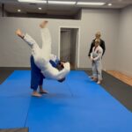 Mark Dacascos Instagram - Aloha! It is true, I wanted this. I only started formal Judo lessons a few months ago and am very much a beginner; I wanted extra practice on my falls and asked Sensei Amelia Fulgentes @_naynay_ and Sensei Bobby Lee @lucky.nala.rhys if everyone would throw me a couple more times after we finished our class. Thank you @socalstrengthmovement for your expertise and inspiration and thank you #Dylan #Jordan @justbeingjaded for being good partners. Vid Credit @chicago_rob70 PS @joe_taslim you inspire me! 🙏🏽❤️🤙🏽