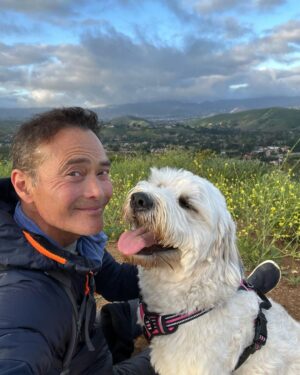 Mark Dacascos Instagram - Aloha! Lulu and I hope you’re doing well. 🙏🏽❤️🤙🏽 #nature #presence #breathe