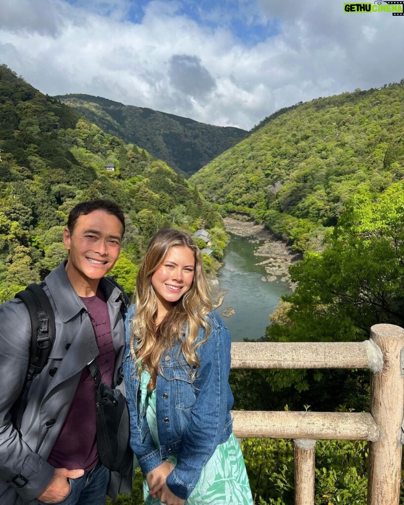 Mark Dacascos Instagram - Aloha from Kyoto, Japan🇯🇵! With the daughter @noedacascos and in awe of the beauty of Arashiyama. 🙏🏽❤🤙🏽 #nature #breathe #presence