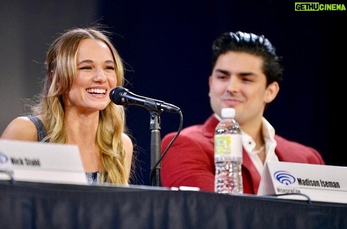 Mark Dacascos Instagram - @kotzmovie @wondercon @madisoniseman #famkejanssen @diegotinoco @nickstahl #Yoshiikezawa #DanLarson Repost from @madisoniseman • Thank you for the best weekend @wondercon !! And thank you to everyone who came out to support @kotzmovie ✨🤍