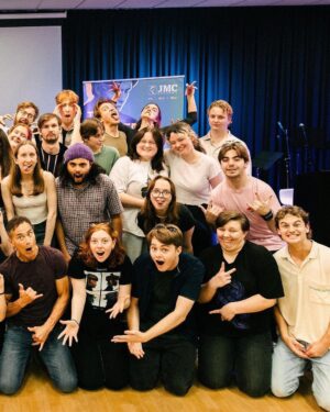 Mark Dacascos Instagram - Aloha! Thank you @jmcacademy @simplyspeechau @dandelts 
🙏🏽❤️🤙🏽🇦🇺
Repost from @jmcacademy
•
Recently our Brisbane Acting students had the incredible opportunity to speak to American actor and martial artist @dacascosmark during his Australian tour! 
 
An absolute legend of the game, Mark's inspiring career experience and insight truly shows what it takes to become and internationally acclaimed actor. The session was nothing short of world class! Here are some lively snaps from the day, plus some words from our wonderful JMC educator Katrina...
 
"Honoured to host my dear friend and fellow Patsy Rodenburg Associate @dacascosmark at @jmcacademy BNE during his recent Australia tour. A group of our BA Acting students were treated to a very special Q&A with Mark who inspired them to aim high, work hard and hone their craft with presence and humility. Eternally grateful for his kindness, support and generosity of spirit 🙏🗣️" - @simplyspeechau
 
#JMCAcademy #MarkDacascos #ActingStudent #brisbane