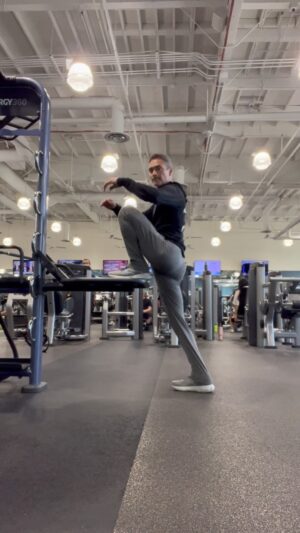 Mark Dacascos Instagram - Aloha! To relax and release some stress I do what’s worked for me all my life; I train (and walk, most of the time I walk to and from the gym). Warning; another BORING vid, but a little higher “step-up” than usual. Was a good finishing exercise after my training; slow stretch and strengthening. #basics #breathe #grateful