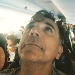 Mark DeCarlo Instagram - @norwegianair #paris to #lax flight was the site of a new #COOKIEPUSS INTERNATIONAL WORLD RECORD! Doing this in 11 seconds on dry land is hard enough, but to do it at 600 MPH... amazing. I invite you all to try and beat my time. Show me!