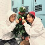 Mark Lee Instagram - ➡️ 산타❤️