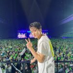Mark Lee Instagram - #osaka 🙇‍♂️