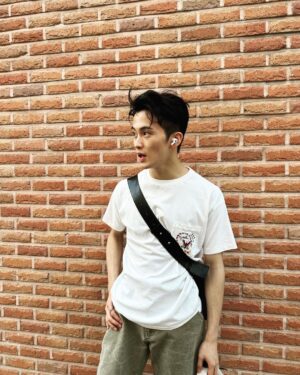 Mark Lee Instagram - 심란하지