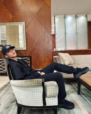 Mark Lee Instagram - #santiago