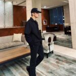 Mark Lee Instagram - #santiago