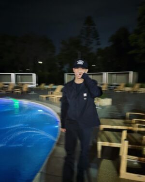 Mark Lee Instagram - #santiago
