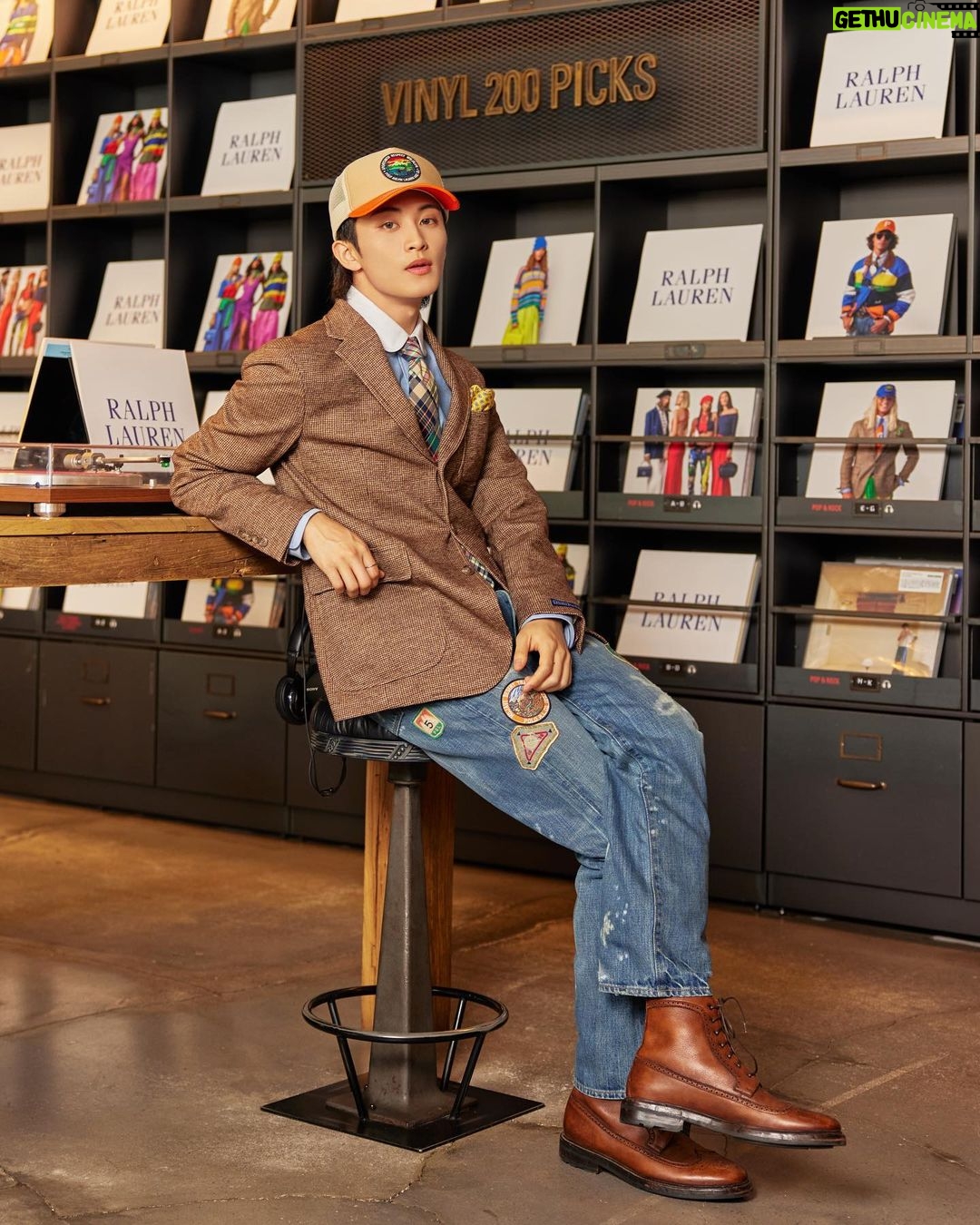 Mark Lee Instagram - My gratitude to @poloralphlauren for the music lounge invitation🔥California in 한남 #RLCaliforniaDreaming @ralphlauren #nctzen #시즈니