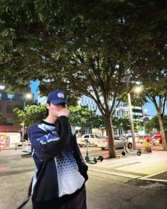 Mark Lee Instagram - 🌱즈니 볼 줄이야
