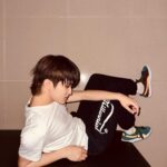 Mark Lee Instagram - feeling flexible in #manila 🙏