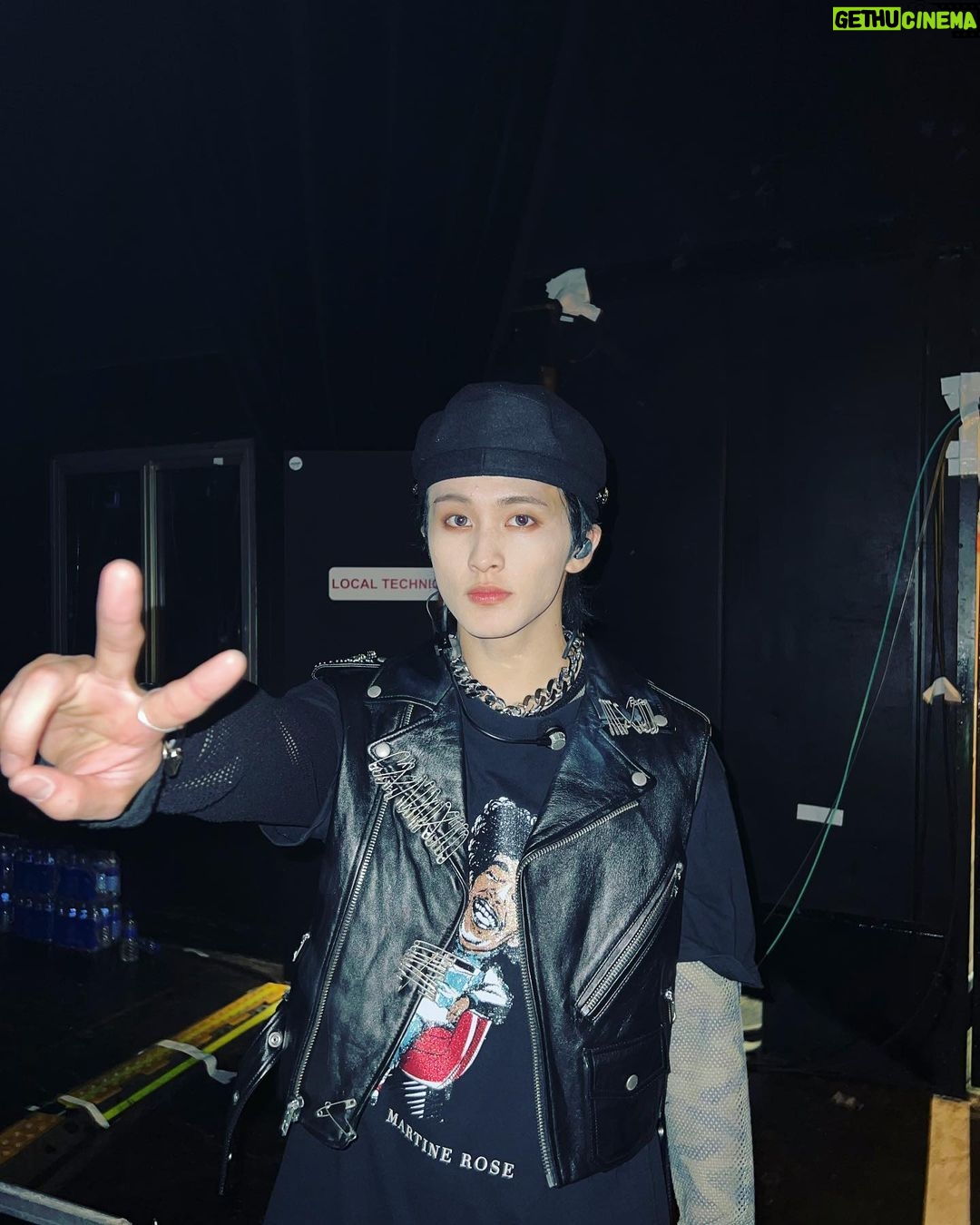 Mark Lee Instagram - thank you soooo much #paris