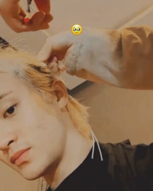 Mark Lee Instagram - i was busy