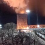 Mark Ruffalo Instagram - ICYMI: This horrifying fire at a new Shell plant in Beaver County, PA caused mass pollution, endangering not only their workers but numerous families in the community. The impacts of plastic production are detrimental to our environment. Please sign the petition via the link in my bio to hold @shell accountable. 🎥: bluegrassblowsgrass (Reddit)