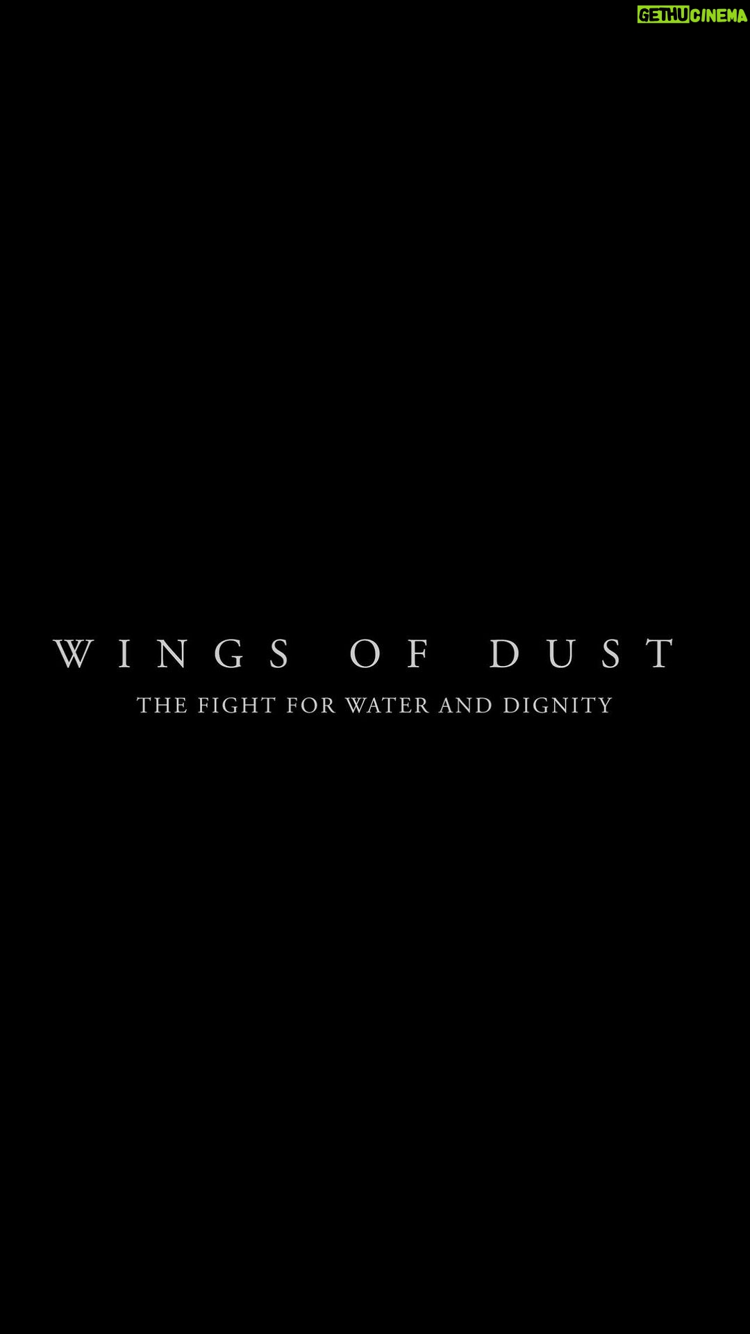 Mark Ruffalo Instagram - Nobody should have to fight for the right to clean water. WINGS OF DUST focuses on Vidal Merma, an Indigenous independent journalist fighting for these very rights in his home province of Espinar/Cusco in Peru. Everything Vidal does is out of love for his son, Erik, for the Quechua people, and their infinite love for Pachamama (Mother Earth). A love for the land so deep that he risks his own life to defend it. This powerful and moving short documentary is on the Academy Shortlist for the Best Short Doc Oscar and available for consideration in the Academy Screening Room. Directed by @Giorgioghiotto #thefightforwater&dignity @wingsofdust_doc @vidal.merma @eliza_mitnik @5stickfilms @benjaminbratt @pitabeta @madpixfilms