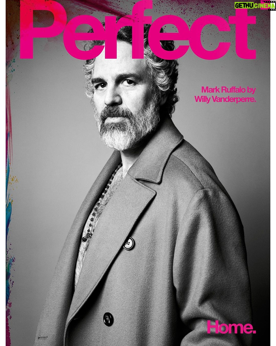 Mark Ruffalo Instagram - From the mighty Hollywood swagger of the Marvel Cinematic Universe to the arthouse absurdism of Poor Things, Mark Ruffalo’s breadth as an actor transcends any limitations of genre. In a wide-ranging interview for Perfect, he speaks to Amber Later about the oppressive state of contemporary politics, the ways in which social media limits our behaviour and the narrative function of sex in filmmaking. ‘I feel like we’re in this prudish time for films. Sexuality is so deeply connected to the psychology of a character. And it should be explored in that sense, too.’ Talent @markruffalo Photographer @willyvanderperre Fashion Editor @kegrand Grooming @kumicraig Manicure @erihandanail Casting @itboygregk for @gkldprojects Production @tiagi Photographic assistance @danielvanderdeen @pasteltraces Digital technician @henricoutant Fashion assistance @julveitch @maxjw.__ @Christophercontaldi Shot at @beelectricstudio Interview by @amlater Clothes @loropiana New York, New York