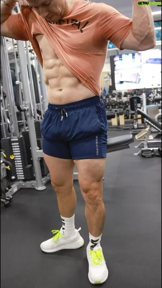 Mark Wahlberg Instagram - My buddies thought the 4 am club was too easy 🥳🤣 @municipal 🔥📈💯 #MunicipalPartner