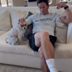 Mark Wahlberg Instagram - 🐶 Champ doesn’t play 🐶🤣 @arthurthekingmovie only in theaters March 15th 🐶🤣🥳 #ArthurTheKing