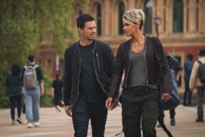 Mark Wahlberg Instagram - 🔥 Here’s a first look at my new movie THE UNION with @halleberry! Imagine if your long lost high school sweetheart recruited you for a high stakes spy mission…only on Netflix August 16.