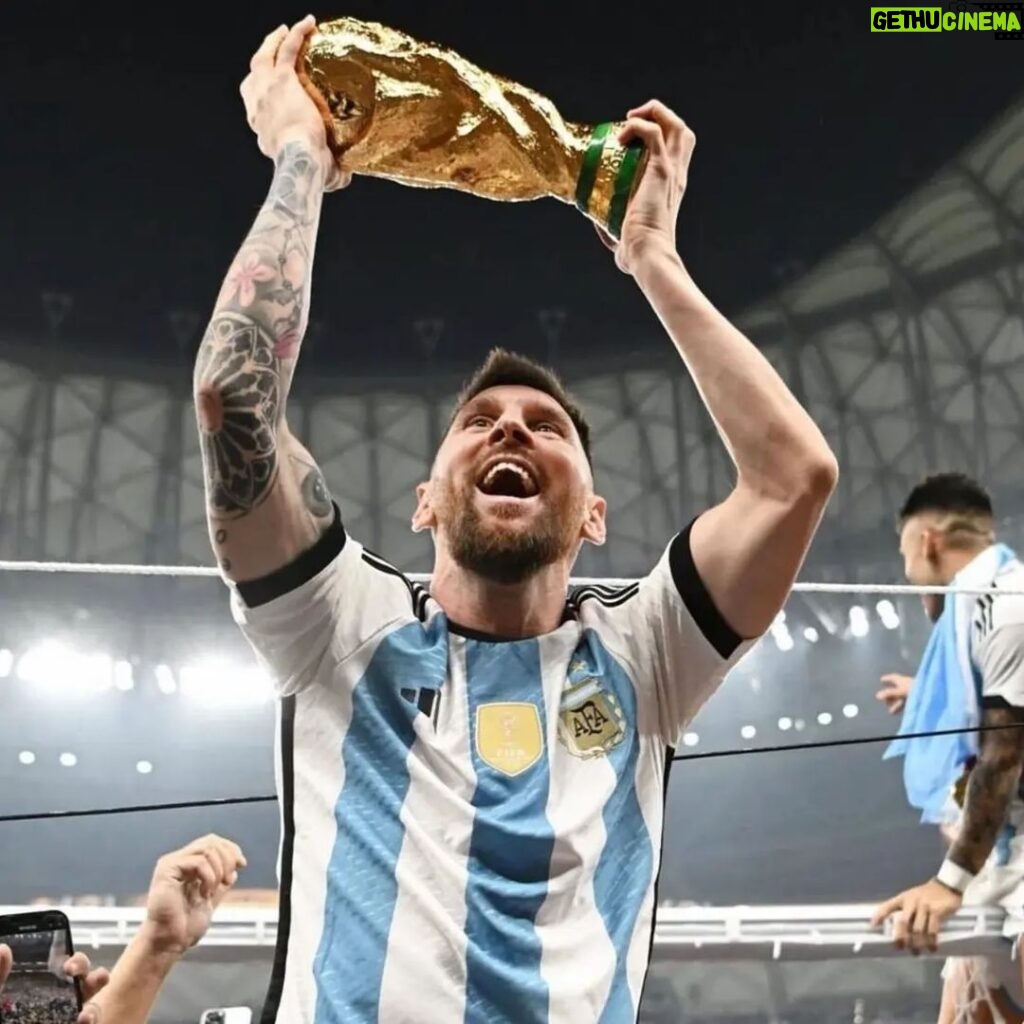 Mark Zuckerberg Instagram - @leomessi's World Cup post is now the most liked in Instagram history. WhatsApp also reached a record 25 million messages per second during the final.