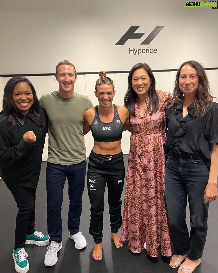 Mark Zuckerberg Instagram - Excited to see @mackenziedern fight tonight in Vegas. Thanks @danawhite for inviting us!