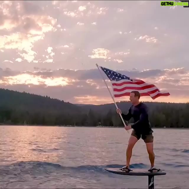 Mark Zuckerberg Instagram - Happy July 4th! 🇺🇲