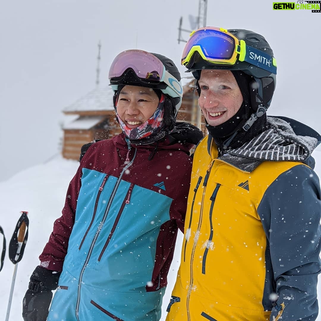 Mark Zuckerberg - 374.3K Likes - Onesie adventures