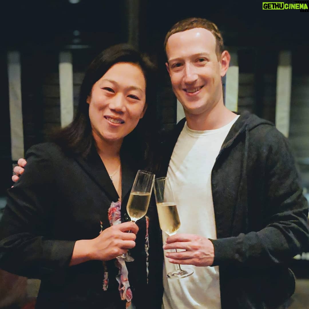 Mark Zuckerberg - 496.3K Likes - Here's to a great 2019!