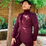 Markiplier Instagram - It’s 100+ degrees out... but I just got a new suit...