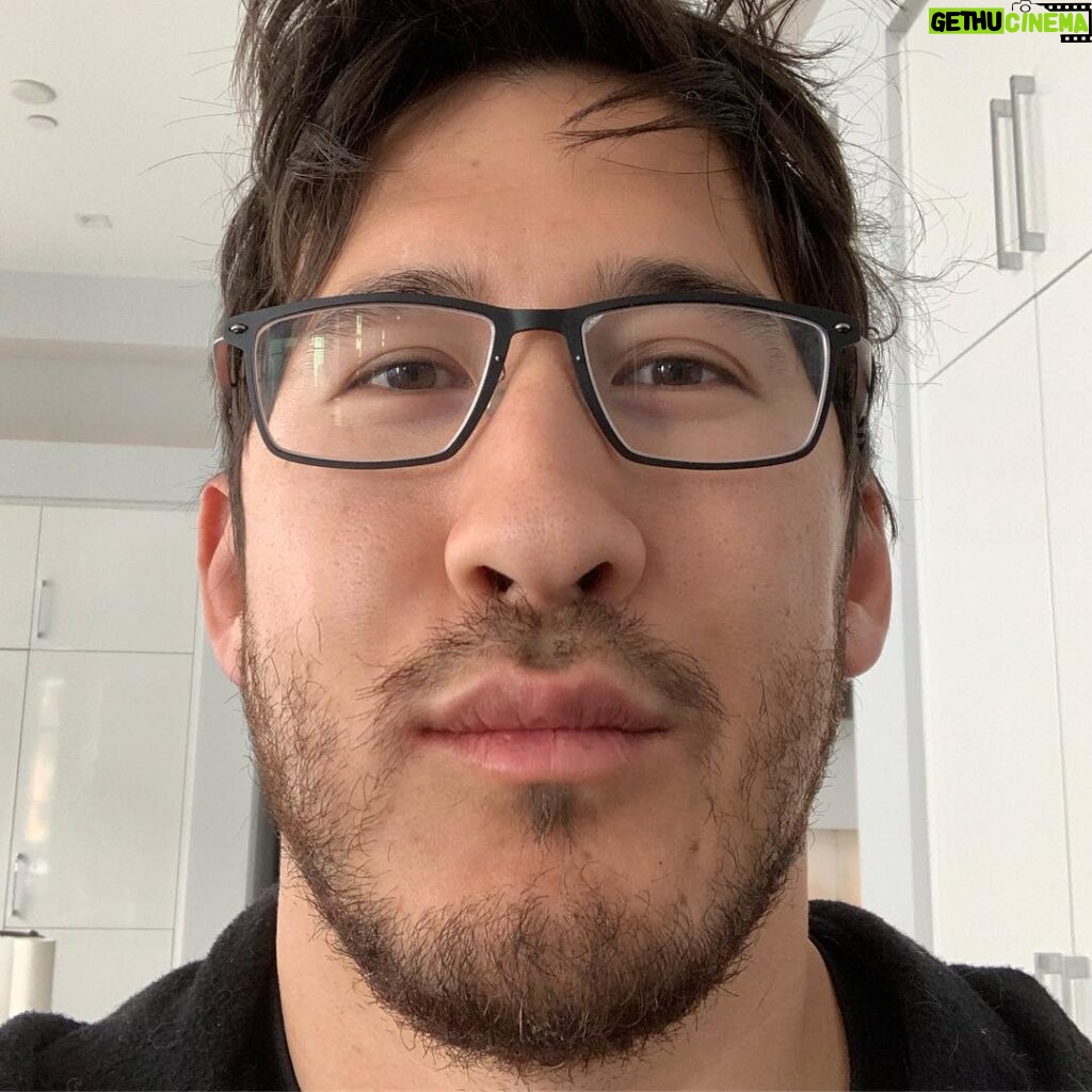 Markiplier Instagram - Stage 1 puffiness. If I swell up more I will post an update. 1 like = 1 prayer 🙏