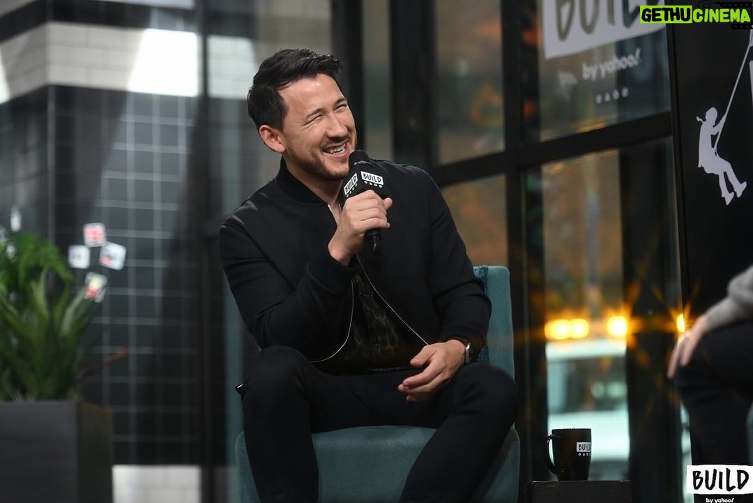 Markiplier Instagram - Doing some interviews in NYC. Pics from my interview with @buildseriesnyc and I’m gonna be on Seth Meyers tonight!