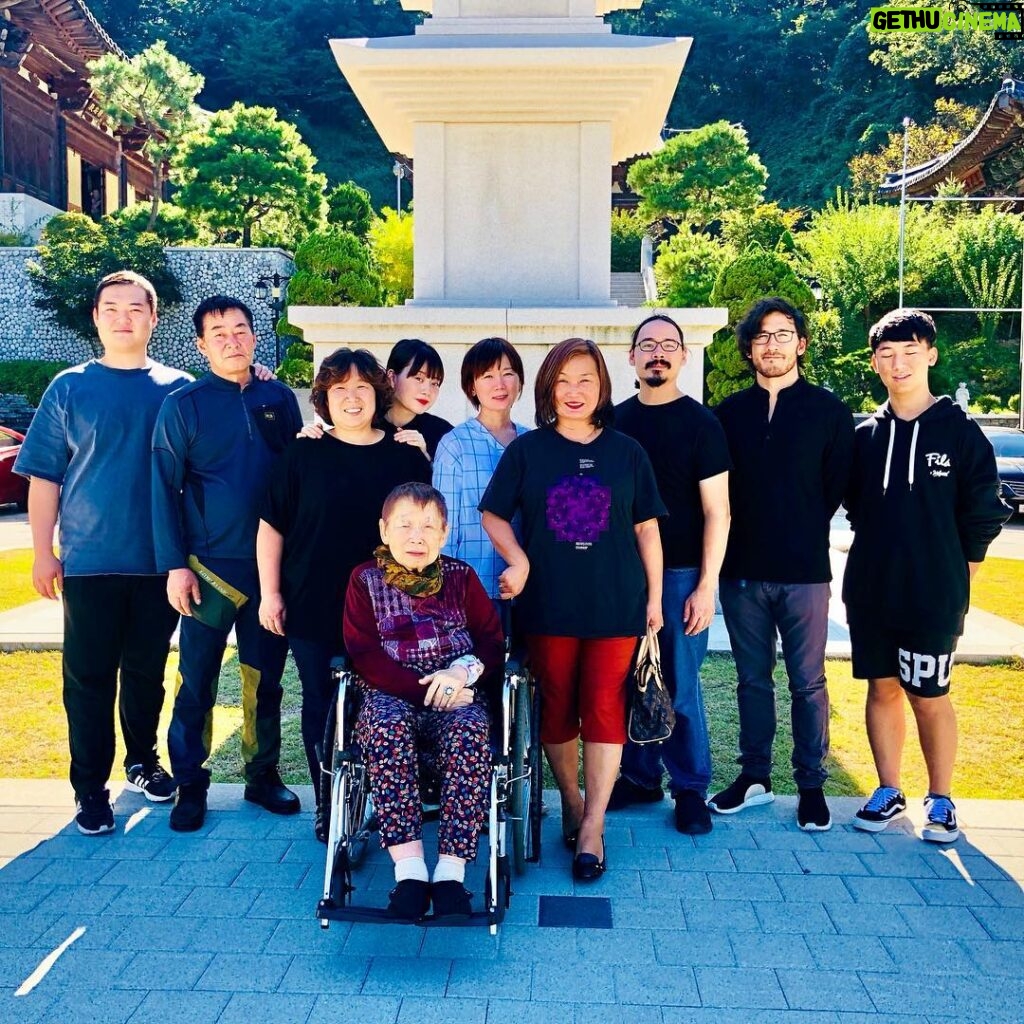Markiplier Instagram - Pic of my family at the temple where my grandfather’s resting place is.