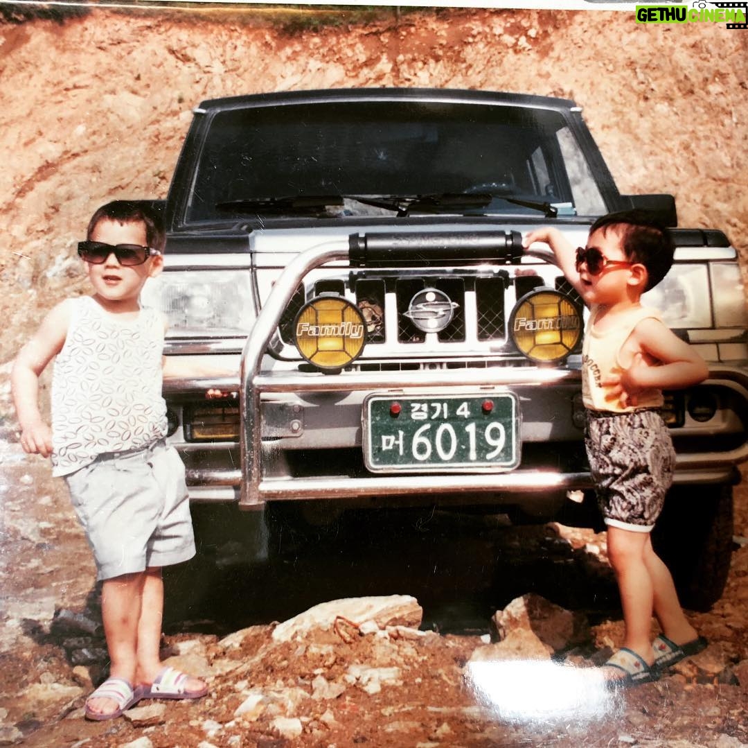 Markiplier Instagram - Me and my cousin 형배 crawled out the womb ballin