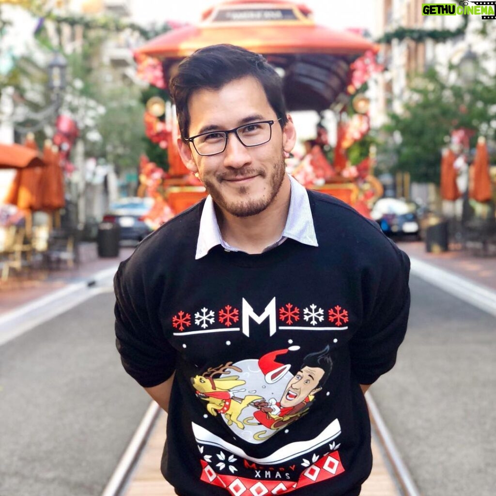 Markiplier Instagram - New Glasses! And a sweet new Christmas sweater that you can put on your body right now!