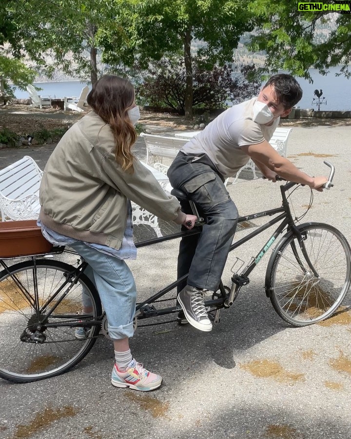 Markiplier Instagram - Epic tandem bike ride with @liotipton
