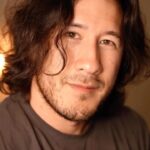 Markiplier Instagram - You’ve heard them laugh, cry, & share wisdom. But now, you can watch them. ‘Distractible’ and ‘Go! My Favorite Sports Team’... with video! Watch now, only on Spotify. #SpotifyStreamOn