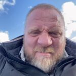 Marko Lehtosalo Instagram - Sista färden för i år. Nu ska Bettan få vila i en varm hall över vintern och ses över ordentligt en gång för alla pga massa skavanker. Det är du värd, har inte alltid behandlat dig väl. 20 år sen blev du en i familjen. Folk har ryckt i dig men lämnar dig aldrig 😊 Ses nästa vår ❤️ #hydrolift24sun Baggensfjärden