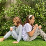 Marla Sokoloff Instagram - Smartphones are such a big part of our culture and it’s also something that we are really trying to hold off on with our girls. That being said, I also like to know that I can safely reach my kids when they aren’t home or if I’m at work. I found the perfect solution that appeals to all in our house… should put them off for a couple more years. 😉 Head to my stories to find out more about @moochiesusa. 🎄 #moochies #ad