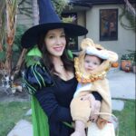 Marla Sokoloff Instagram - A trip down Halloween memory lane. 🎃 👻 💀🎃 . . . #tbt #throwbackthursday #halloween #familycostumes