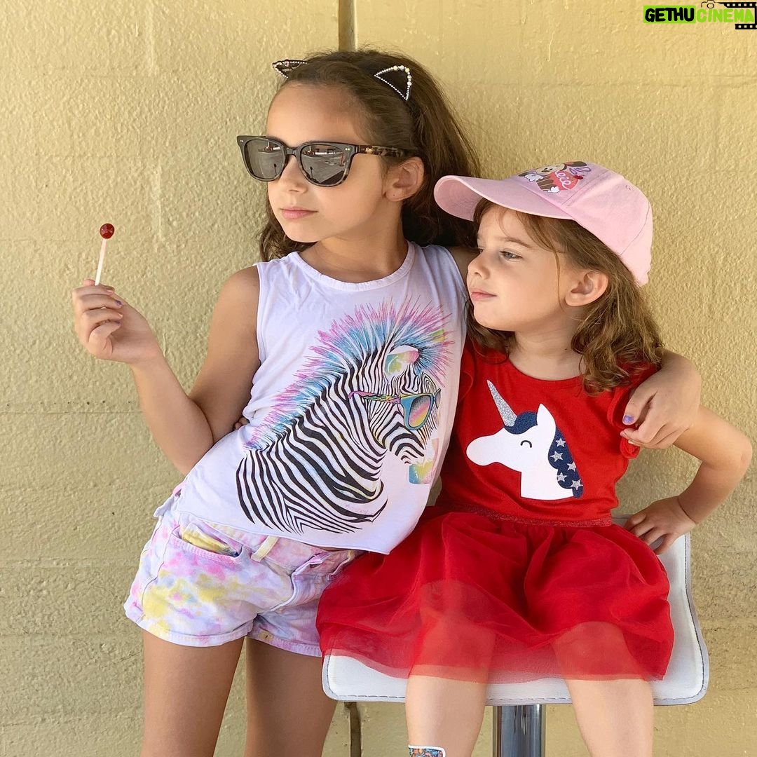 Marla Sokoloff Instagram - βA sibling is the lens through which you see your childhood.β - Ann Hood β¨ Happy National Sibling Day to some of the BEST. π #nationalsiblingday #nationalsiblingsday #brotherandsister #sisters #sistersister #siblings