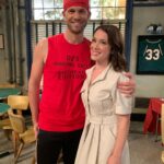 Marla Sokoloff Instagram - When your work wife poses with you like she’s your biggest/most awkward fan. 🙋🏻‍♀️ *also proof that @johnbrotherton is the best. . . . . #fullerhouse #throwbackthursday #tbt #fullhouse #netflix #mattandgia #theharmons #johnbrotherton #landrybender #giamahan