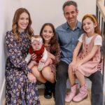 Marla Sokoloff Instagram - Happy Merry All The Things! From our family to yours. 🤍 Xo, The Puros 📷: @stephanielorenphotography